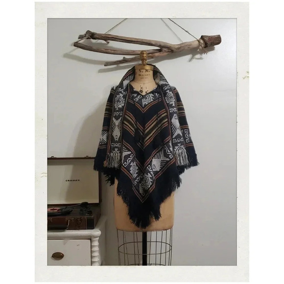 Vintage Blue Fringe Woven Knit Shawl Boho Chevron Design Aztec Scarf Poncho Cape - Picture 1 of 4